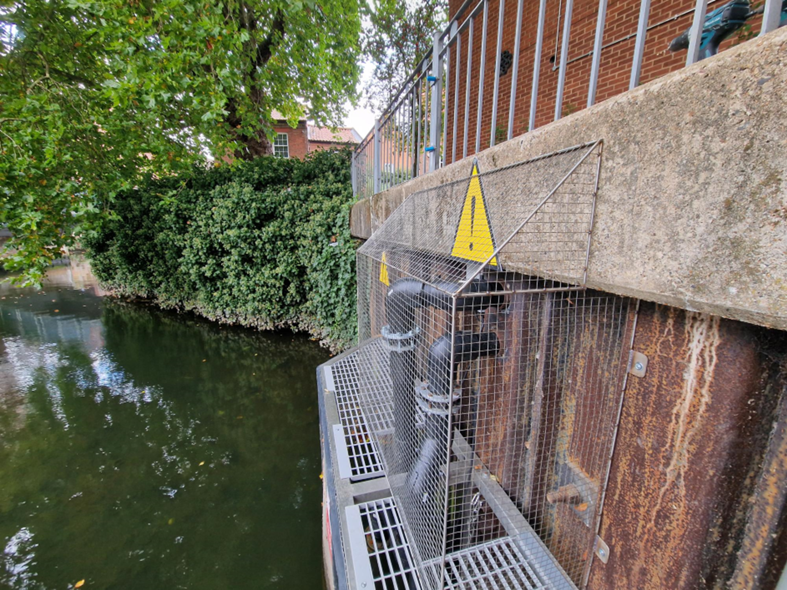 435kW River Source Heat Pump for 86 Apartments, Norwich